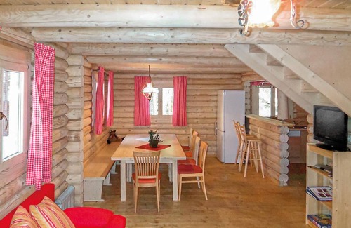 Unterweissenbach House | Family-Friendly 4 Bedroom Stay in Unterweissenbach