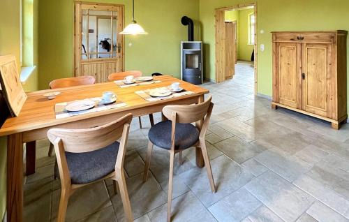 Hohen Demzin House | Relax at Ferienhaus Hohen Demzin - Family-Friendly Retreat