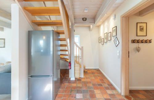 Risum-Lindholm House | Experience Comfort at Ferienhaus Hyggehüs with Hot Tub