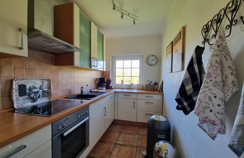 Dornum House | Discover Ocean View Comfort at Ferienhaus Im Hasengrund