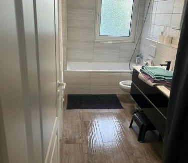 Wurm Villa | Relax at Villa am Fluß: Pet-Friendly Retreat with Spa