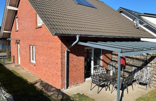Wismar House | Pet-Friendly Ferienhaus in Hoben with Terrace & Grill