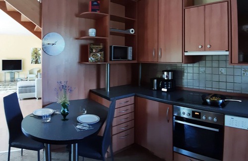 Guelzow House | Idyllic Village Retreat with Pool & Lake Views - Rated 9/10