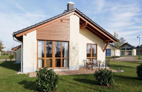 Markkleeberg House | Pet-Friendly Holiday Home in Markkleeberg with Pool Access