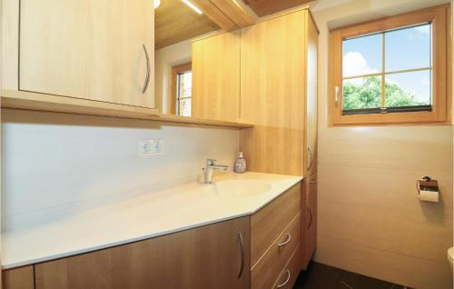 Sankt Peter am Kammersberg House | Peaceful Retreat: Family-Friendly Ferienhaus Awaits