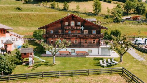 Matrei in Osttirol House | Unforgettable Holidays at Ferienhaus Innerkienzerhof