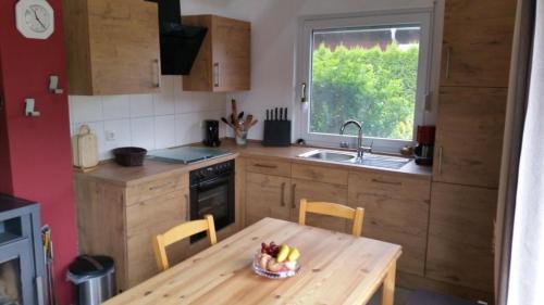 Dummer House | Family-Friendly Stay at Ferienhaus Jökefine, Pet Welcome!
