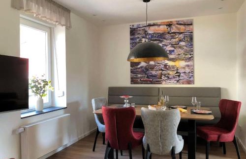 Kovenig Apartment | Oceanfront Retreat at Ferienhaus Kövenig - Rated 9.1/10