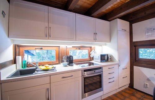 Nordseebad Burhave House | Seaside Retreat at Ferienhaus Küstenkind with Ocean View