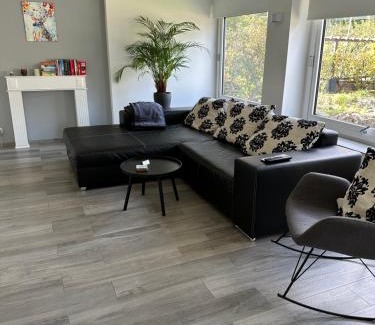 Surheide House | Family-Friendly Ferienhaus KÜSTENKIND with Pool & 9.2 Ratings