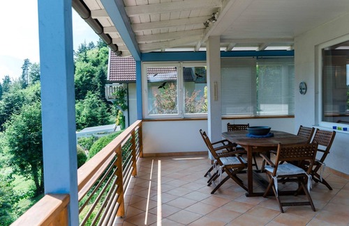 Velden am Worther See House | Family-Friendly Ferienhaus Karawankenblick in Velden