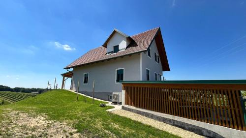 Kloech House | Ferienhaus Klöcher Sunseitn