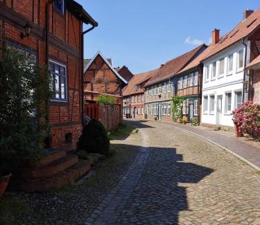Boizenburg House | Discover Ferienhaus "Kleinod" - Family-Friendly Retreat