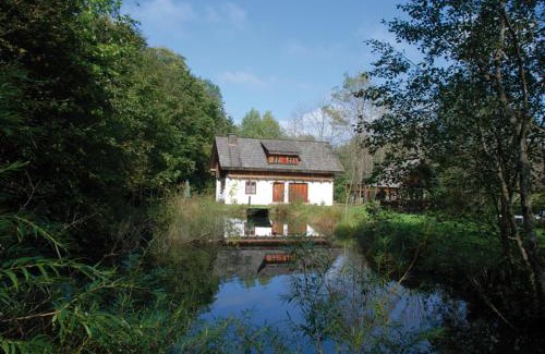 Sittersdorf House | Discover Ferienhaus Klopeinersee: Oceanfront Bliss Awaits