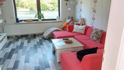 Hitzacker House | Oceanfront Retreat at Ferienhaus Kunterbunt - Rated 8.6