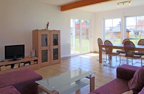 Lußvitz House | Family-Friendly Ferienhaus Lüßvitz with Kitchen Amenities