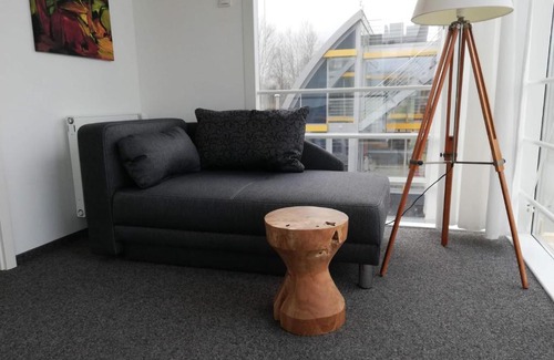 Geierswalde Apartment | Pet-Friendly Ferienhaus LAKOMA with Ocean View & Breakfast