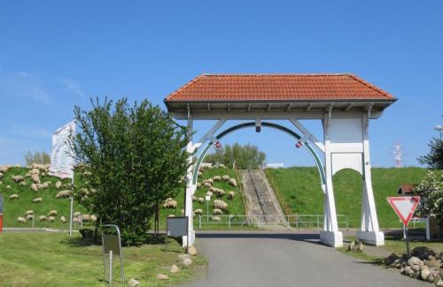 Hollern House | Pet-Friendly Ferienhaus Lederstrumpf with Pool & Dining
