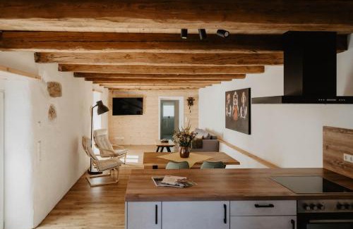 Loffingen Apartment | Discover Ferienhaus Lindenglück: Pet-Friendly Retreat Awaits