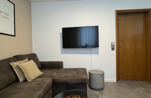Ueberlingen Cottage | Discover Ferienhaus Möhrle: Family-Friendly Getaway!