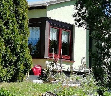 Moschwitz House | Pet-Friendly Retreat at Ferienhaus Möschwitz - Great Reviews!