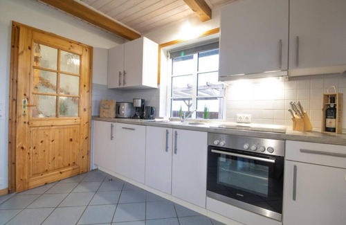 Fahretoft House | Discover Ferienhaus Möwe: Pet-Friendly Retreat with Sauna