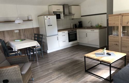 Haddorfer Seen House | Relaxing Ferienhaus Mathilde with Pet-Friendly Garden Retreat