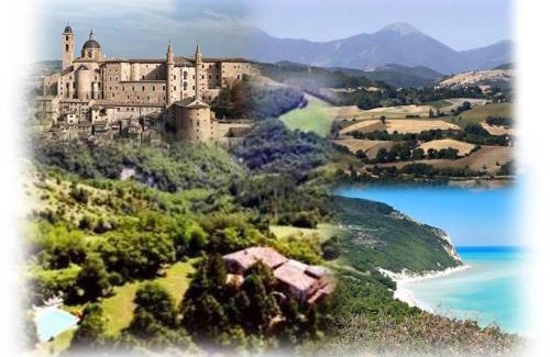 Urbino House | Spacious Ferienhaus mit Pool for Up to 20 Guests