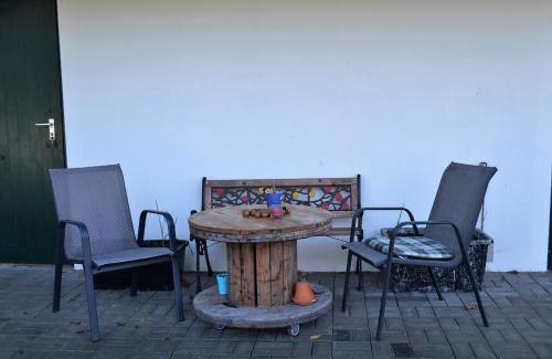 Kuchelmiss House | Scenic Retreat in Nature with Private Entrance & Garden