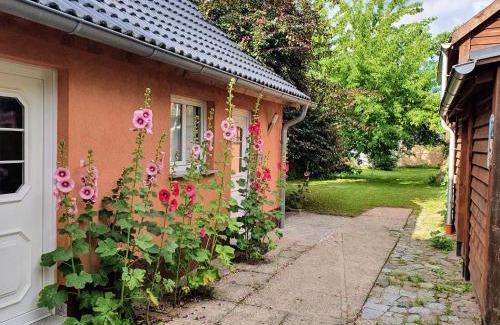 Hanshagen Apartment | Pet-Friendly Retreat at Ferienhaus Moewe - Guest Rated 9.2