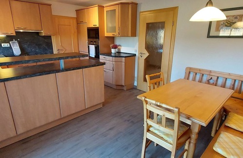 Molberting Apartment | Spacious Ferienhaus Molberting with Balcony and Kitchen