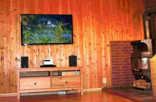 Kittlitz House | Relaxing Getaway in Recently Renovated Family-Friendly Retreat