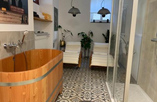 Bremm House | Family-Friendly Ferienhaus Mosel with Hot Tub & Kitchen