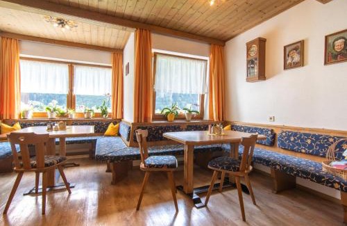Finkenberg House | Pet-Friendly Retreat at Ferienhaus Oblasser I - Rated 8.8/10