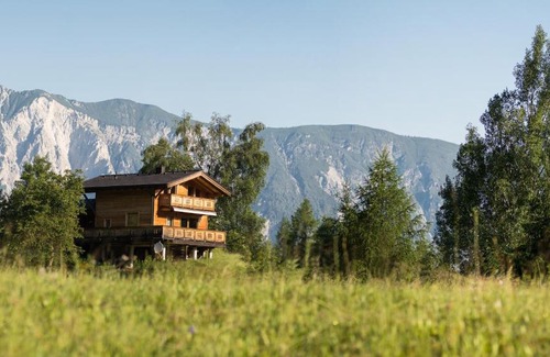 Sautens Resort | Pet-Friendly Retreat at Ferienhaus Oetztal - Rated 10/10
