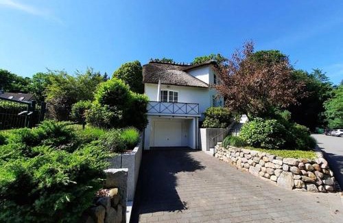 Gluecksburg House | Relax at Ferienhaus Pauline with Oceanfront Views