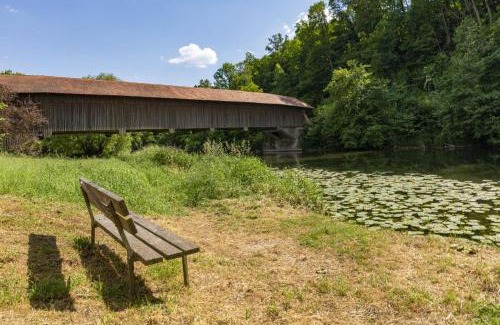Biberach an der Riss House | Riverside Retreat: Ferienhaus Pure Jagst with Cozy Fireplace