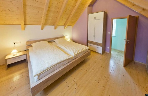 Lossburg Apartment | Family-Friendly Ferienhaus Quelle with Great Guest Ratings