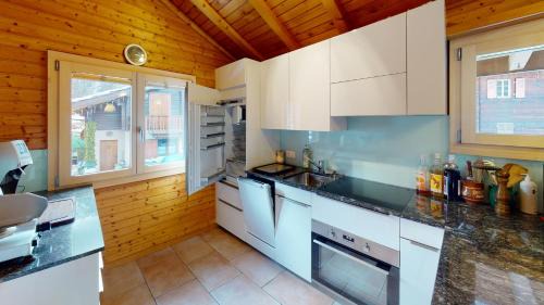 Blatten bei Naters Apartment | Child-Friendly Retreat at Ferienhaus Rehbock RB0, Rated 9/10