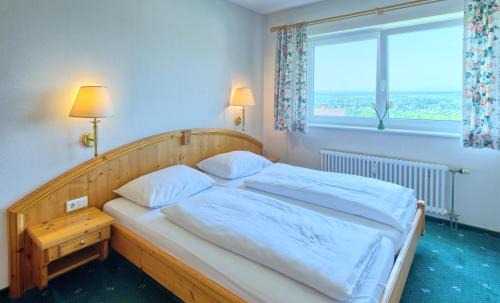 Bad Bellingen Apartment | Pet-Friendly Ferienhaus Rheintalblick with Top Amenities