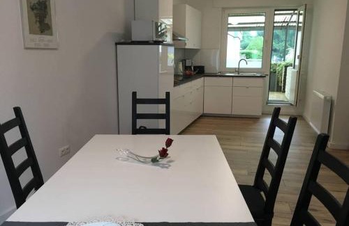 Hueckelhoven House | Family-Friendly Ferienhaus Rur with Kitchen Amenities