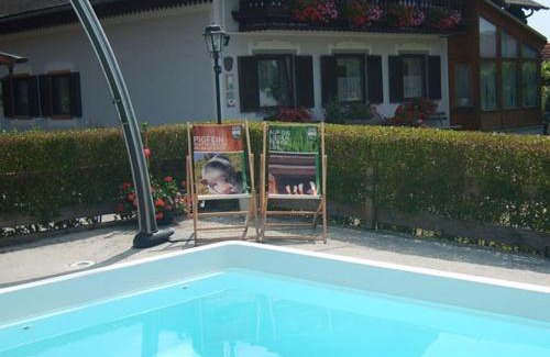 Pischelsdorf am Kulm Apartment | Idyllic Ferienhaus Rustica: Oceanfront & Family-Friendly Retreat