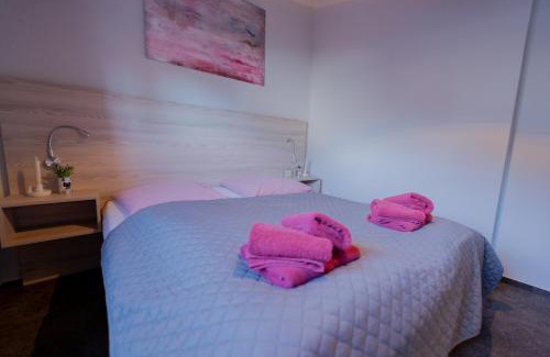 Hemfurth-Edersee Apartment | Stunning Ferienhaus Schöne Aussicht with Oceanfront Views