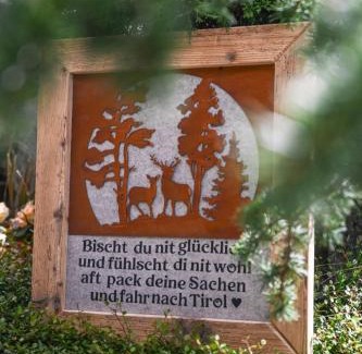Stummerberg Apartment | Family-Friendly Ferienhaus Schneiderhäusl in Zillertal