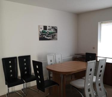 Herleshausen House | Pet-Friendly Retreat at Ferienhaus Seedo - Family Welcome