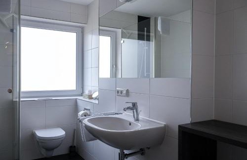 Wasserburg Apartment | Oceanfront Getaway at Ferienhaus Seezeichen – Rated 9.6/10