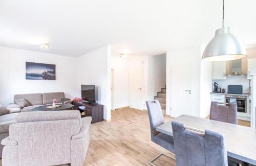 Leer Apartment | Child-Friendly Ferienhaus Siedlerstraße - Guest Rated 10/10