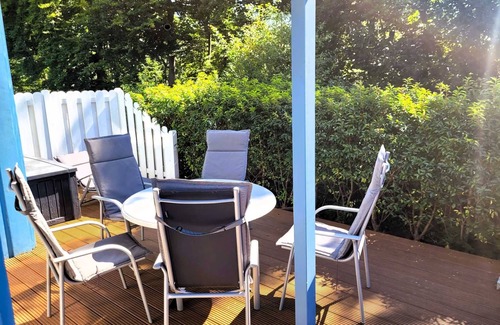 Bremke House | Cozy Ferienhaus Sophie: Ideal for Families with Spa & Kitchen