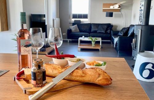 Fehmarn House | Oceanfront Retreat: Ferienhaus Sundowner FH6, Rated 9.7/10