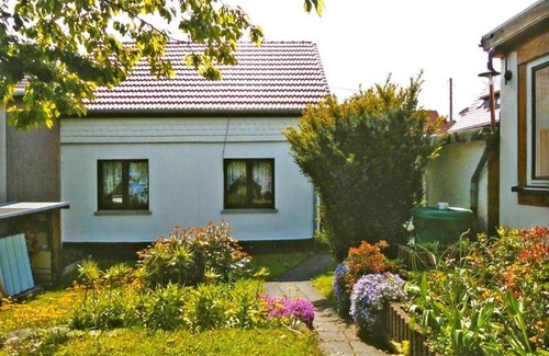 Tambach-Dietharz House | Pet-Friendly Ferienhaus Tambach_Dietharz with Family Amenities